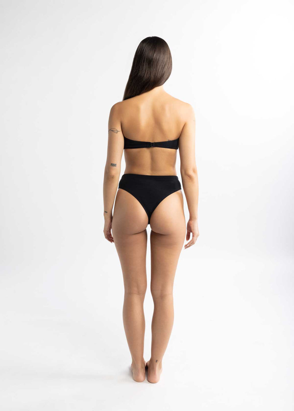 LEA NEGRO