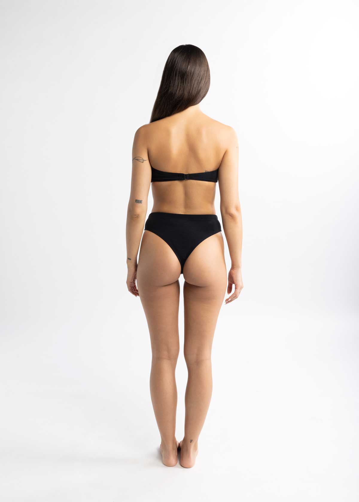 LEA NEGRO